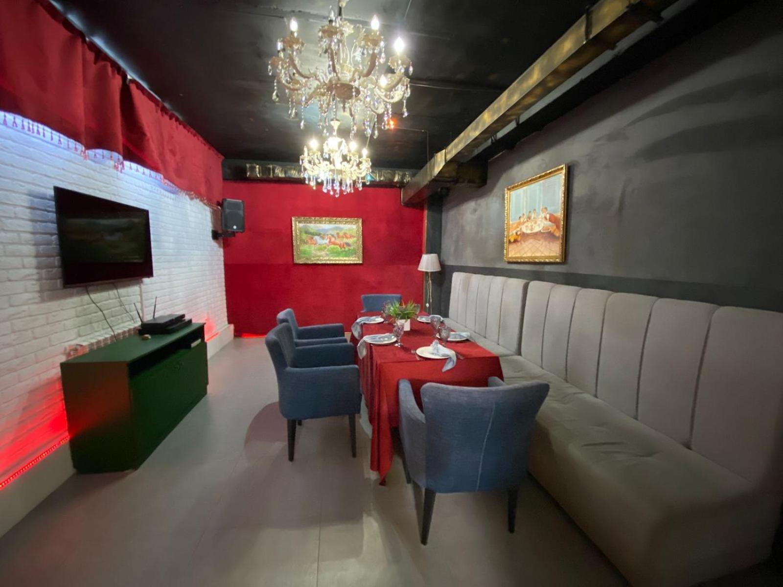 Korkem Tau Hotel Astana Buitenkant foto